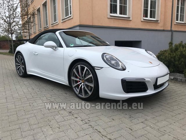 Rental Porsche 911 Carrera 4S Cabrio in Luxembourg