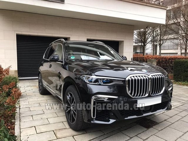 Rental BMW X7 XDrive 30d (7 seats) High Executive M Sport in Italy