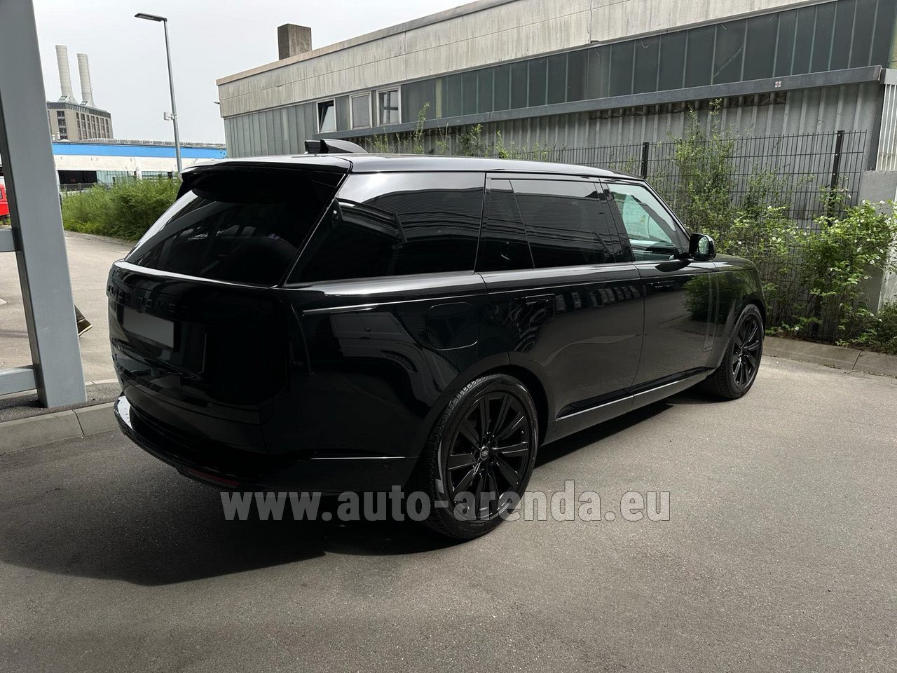 Аренда автомобиля Ленд Ровер Range Rover D350 Long Autobiography в Германии