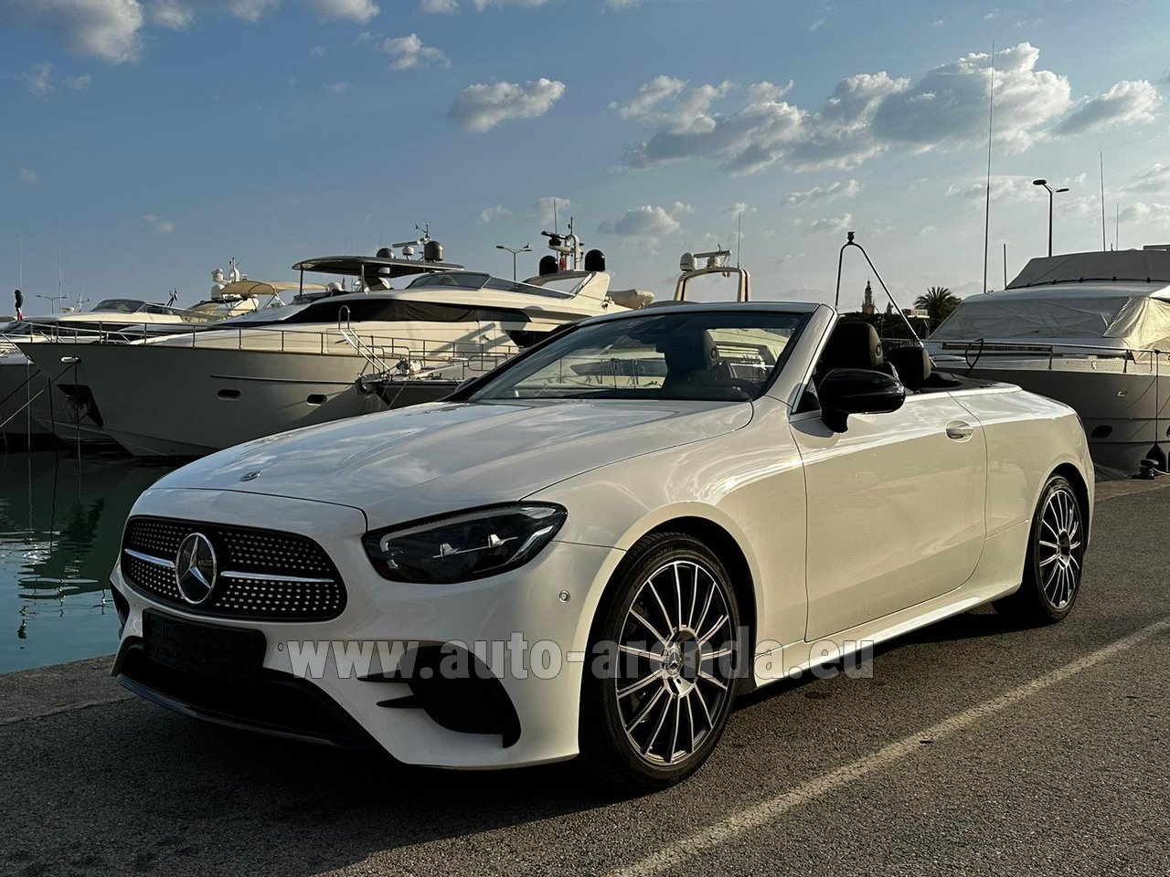 Аренда автомобиля Мерседес-Бенц E 200 Cabrio AMG комплектация в Европе