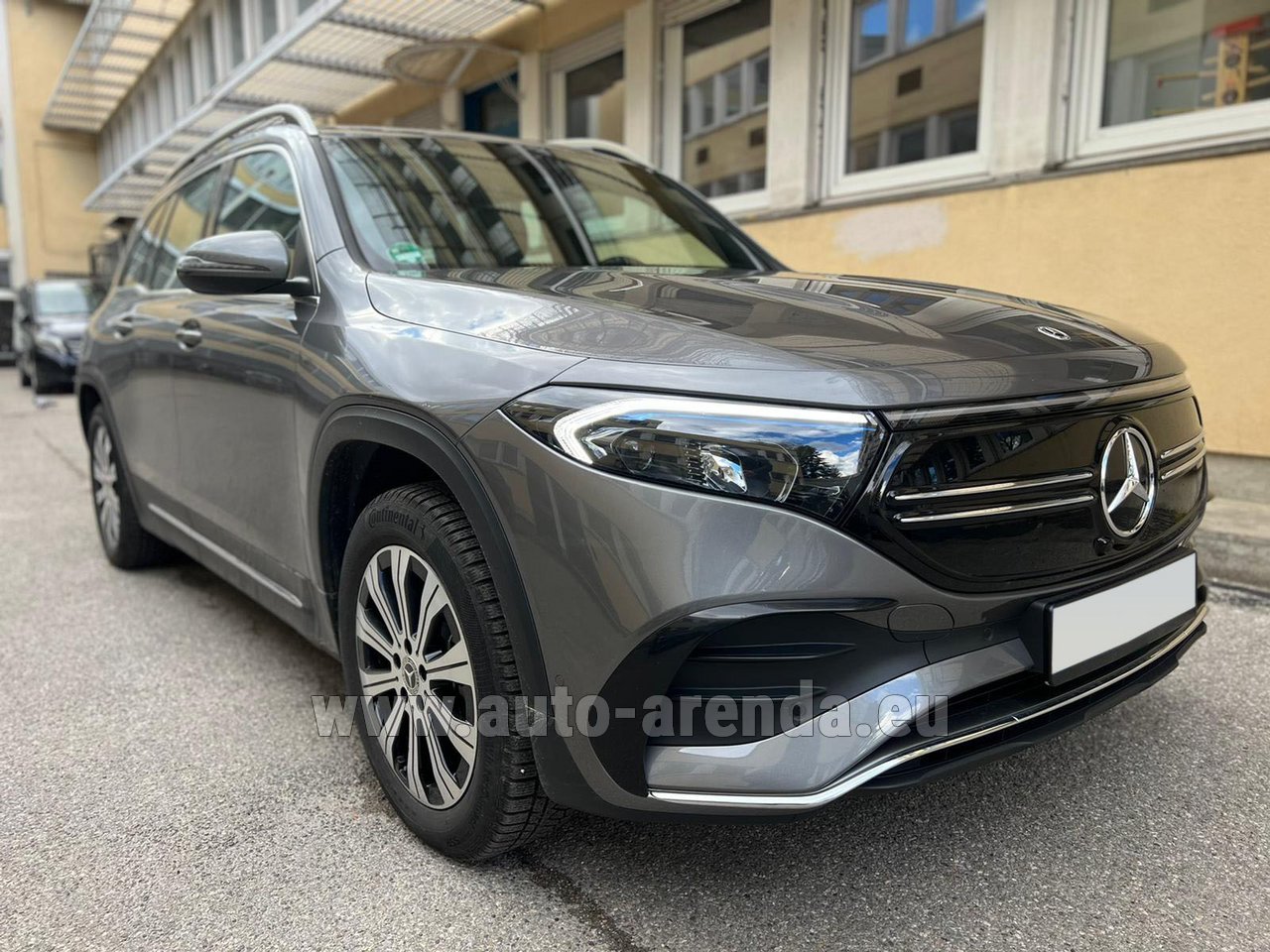 Аренда автомобиля Мерседес-Бенц EQB 350 4MATIC Электро в Германии