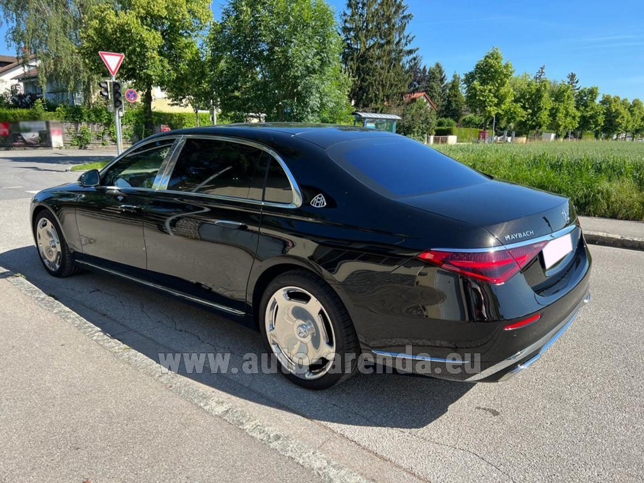 Аренда автомобиля Maybach Майбах S 500 L 4Matic V8 в Великобритании