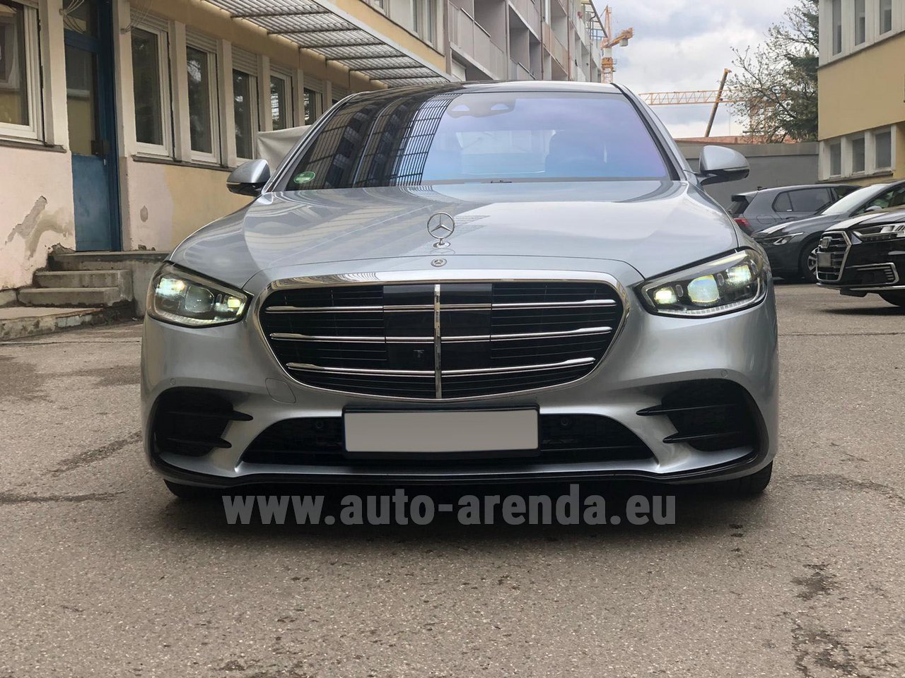 Аренда автомобиля Мерседес-Бенц S-Class S 400 Long 4Matic Diesel  комплектация AMG в Германии